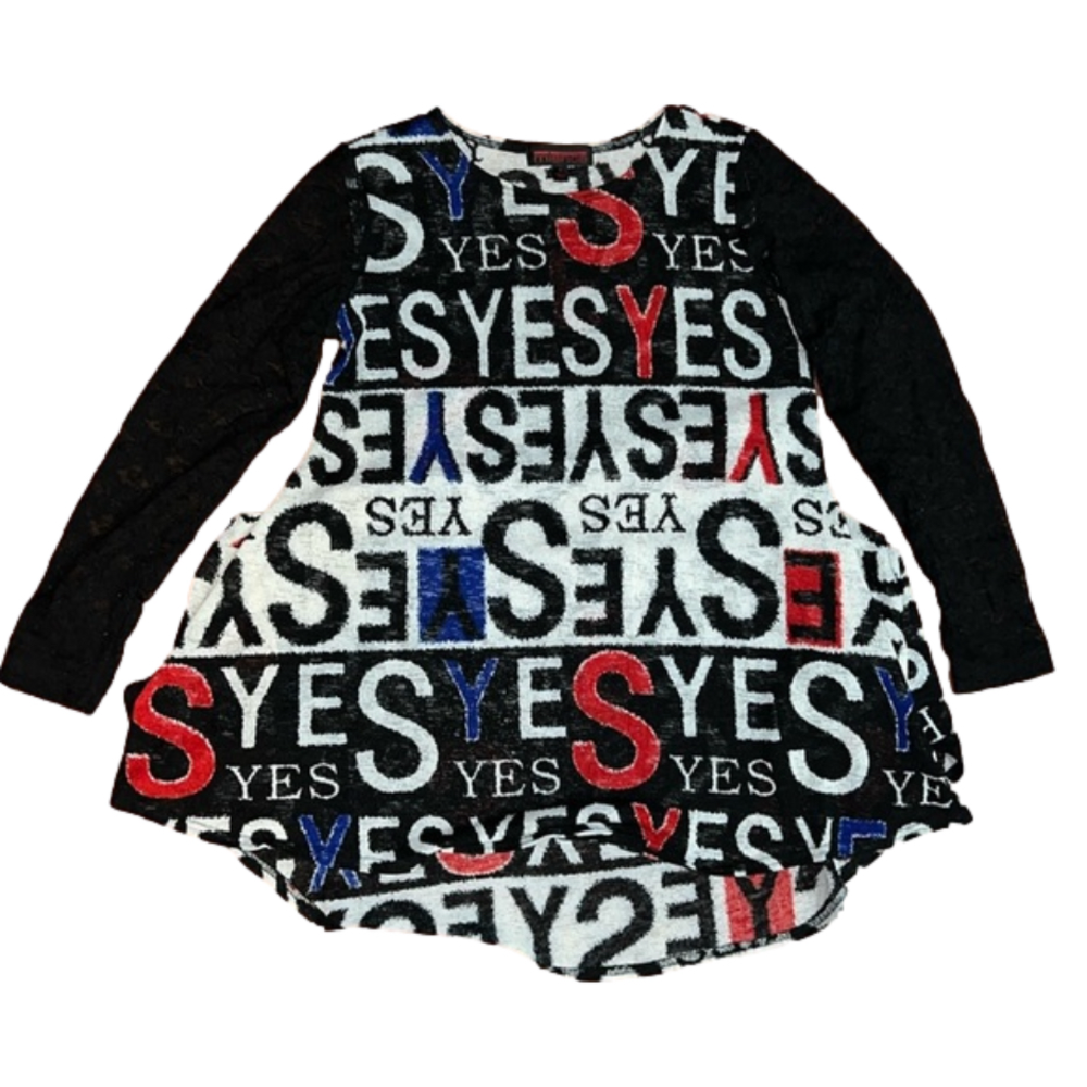 size s mishca “yes” long sleeve tee with lace sleeves